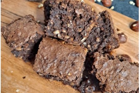 carrés fondants au chocolat et à la noisette