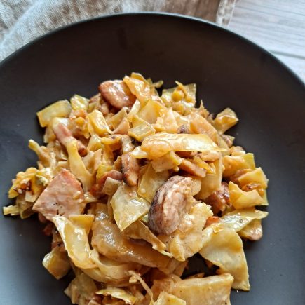 chou blanc à la saucisse de Morteau