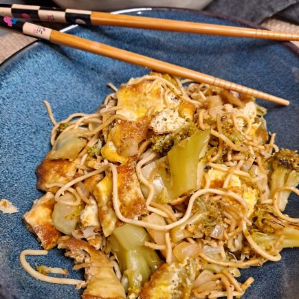 nouilles chinoises aux oeufs et au brocoli
