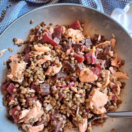 salade de lentilles vertes, saumon et betterave