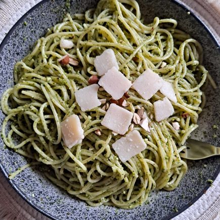 spaghetti au pesto de roquette et amande