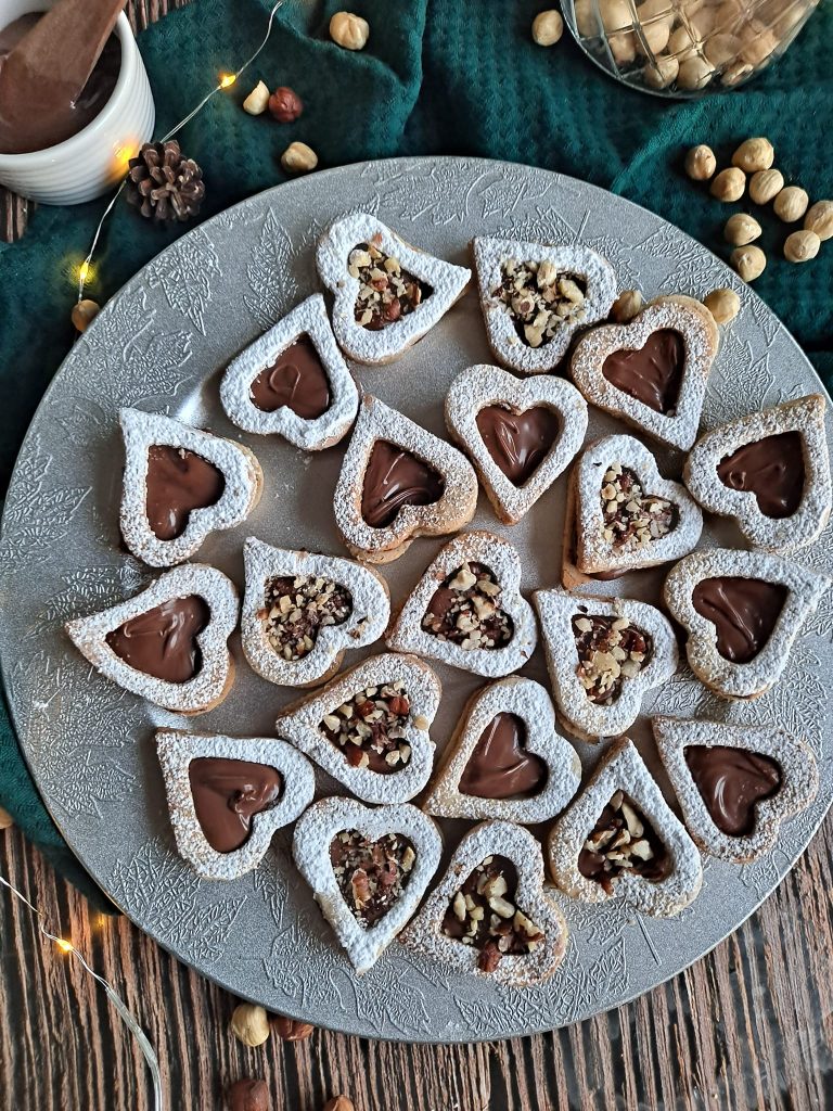 Biscuit de Noel fourré à la pâte à tartiner